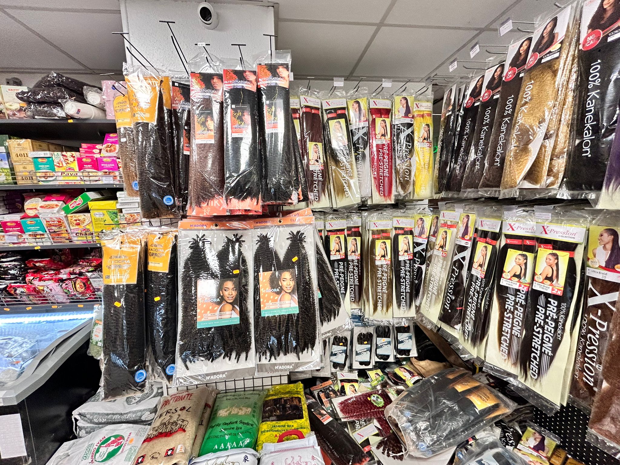 Mèches, perruques et accessoires beauté